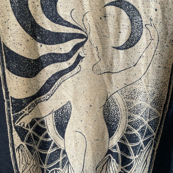 Torrid Artistic Black Graphic Tee size XxLarge - Picture 4 of 6